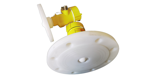 80G雷达波四氟螺纹PP法兰料位计